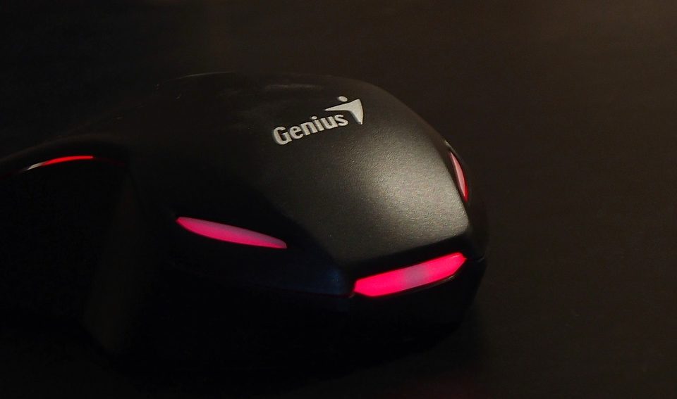gaming mouse